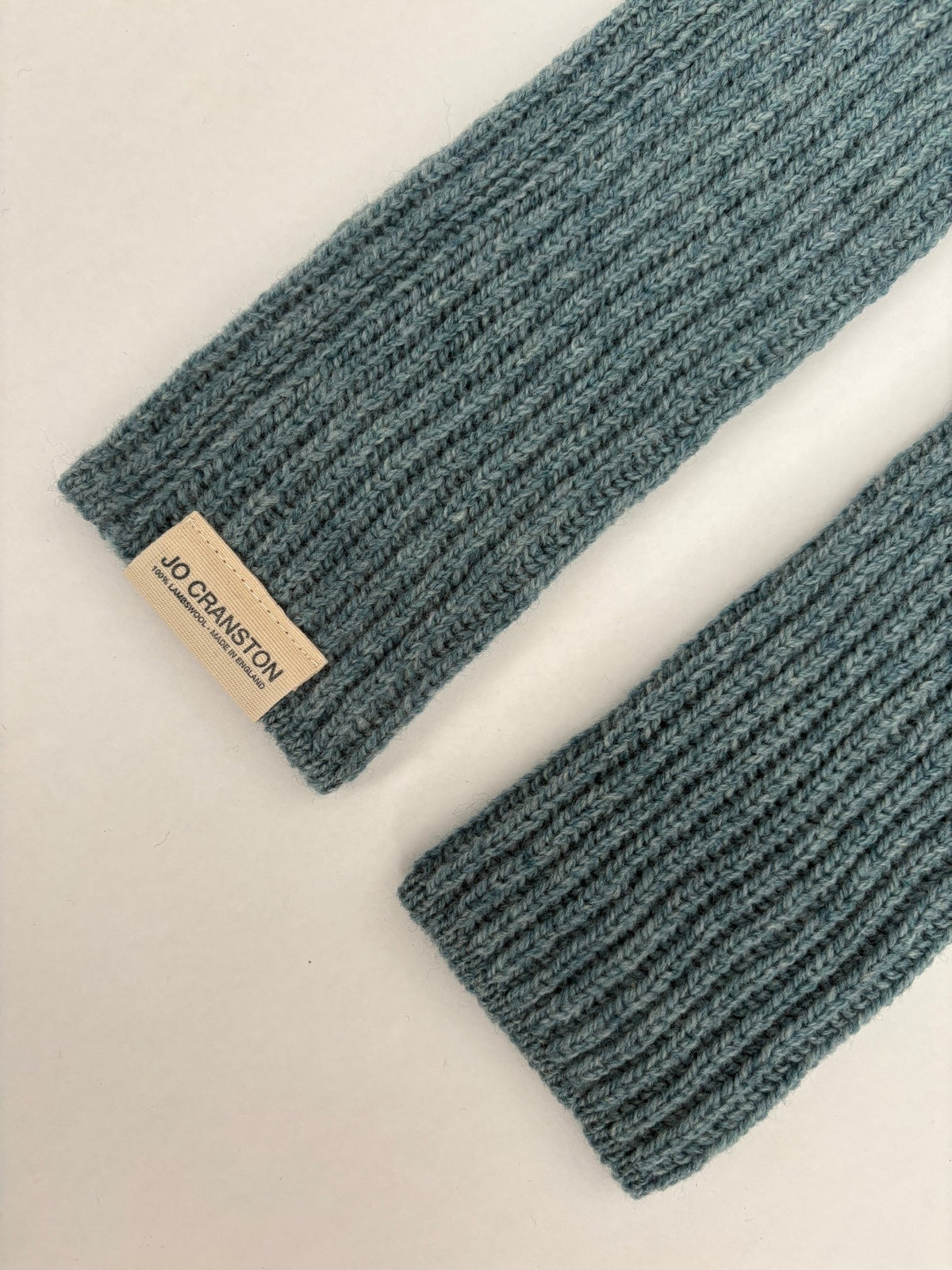 Fisherman's Rib Fingerless Gloves - Oribe Green - Jo Cranston