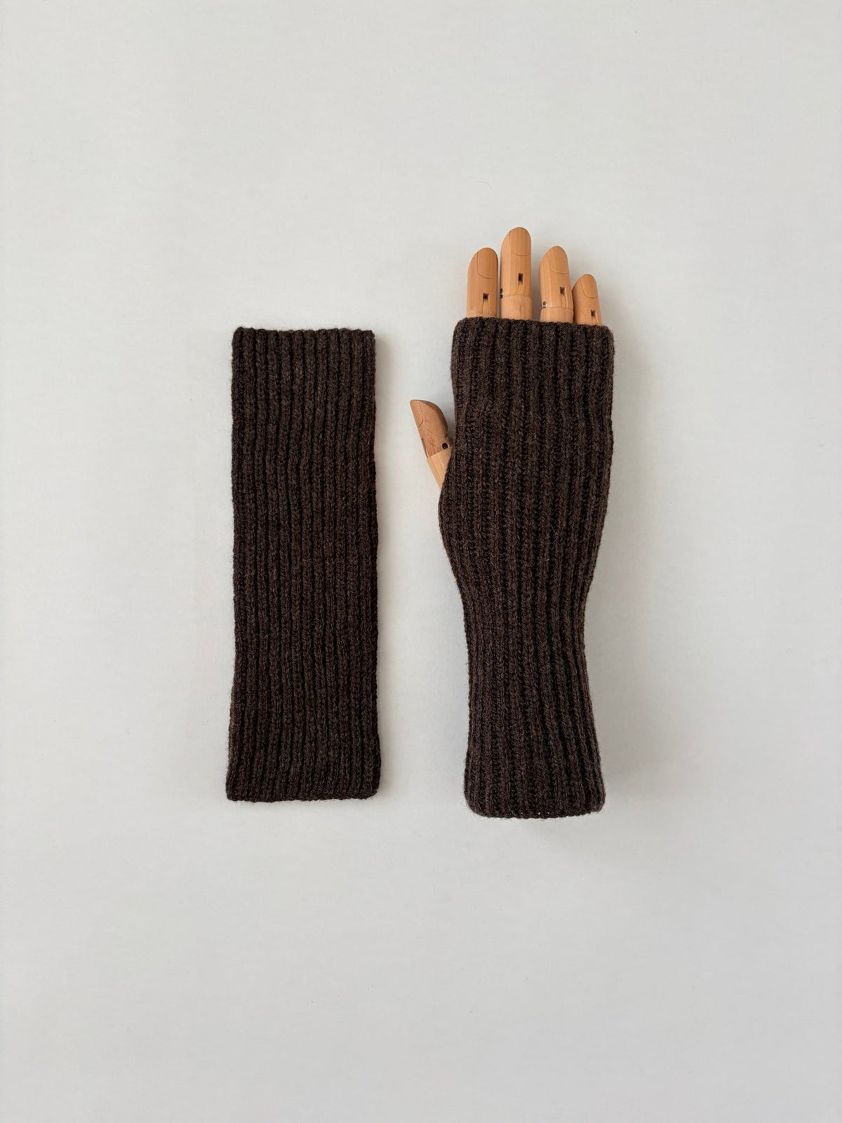 Fisherman's Rib Fingerless Gloves - Porcupine - Jo Cranston