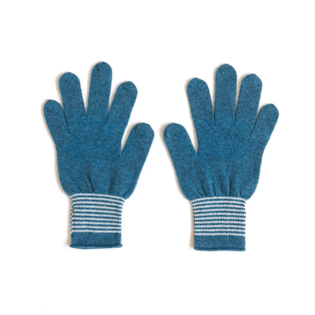 Little Fluffy Clouds Glove