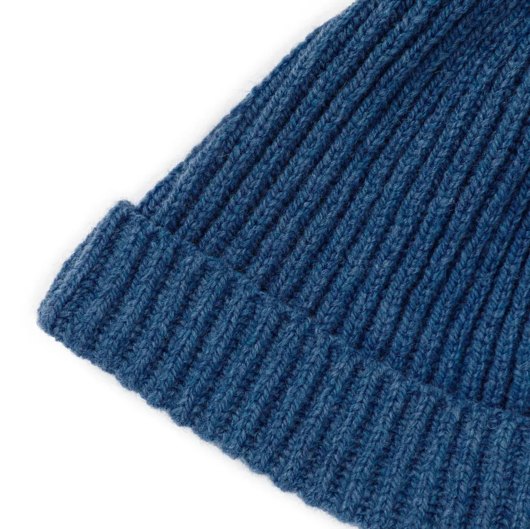 Lambswool Fisherman's Rib Short Beanie Denim Blue - Image 2