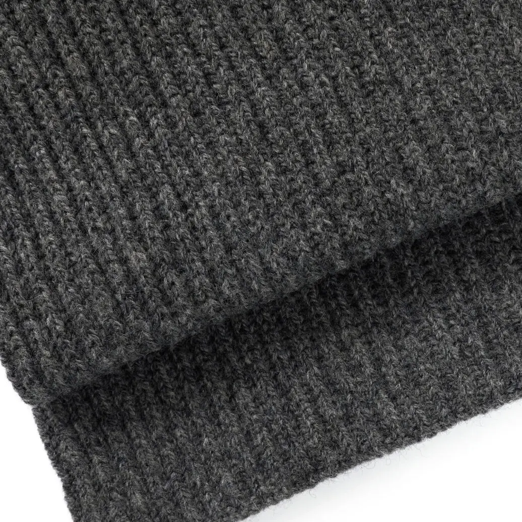 Lambswool Fisherman’s Rib Scarf Derby Grey - Image 2