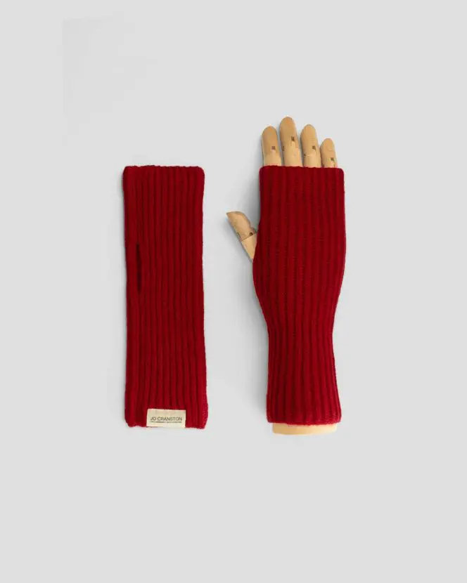 Fisherman's Rib Fingerless Gloves - Ruby