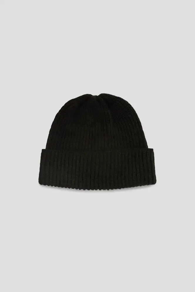 Fisherman's Rib Short Beanie - Black